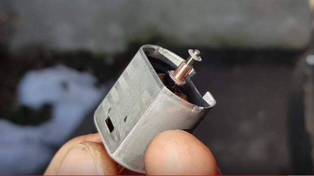 VW Door Lock Control Model 00929 & 00121 Trouble Repair (8)