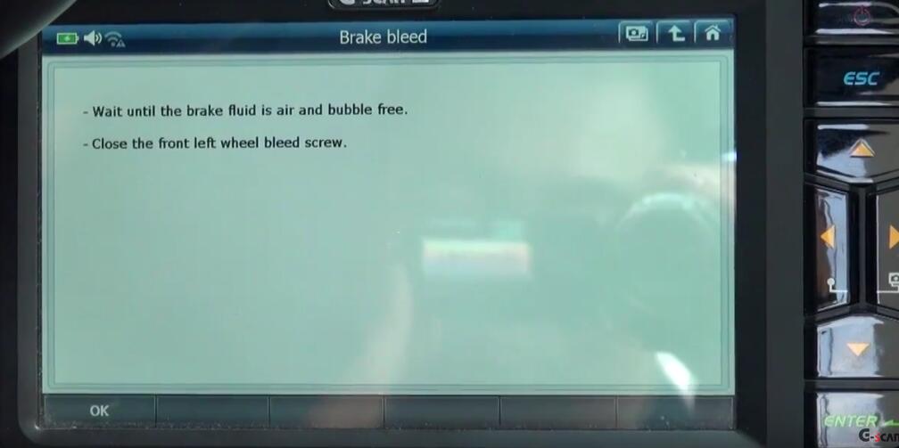 How to Bleed Brake System for Jaguar XF 3L by G-Scan 2 (14)
