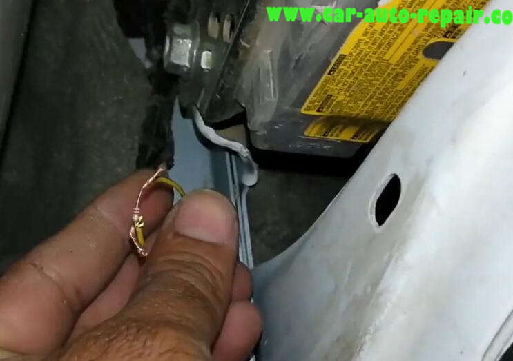 Toyota Corolla 2012 Airbag Crash Data Reset by Super Pro 610P (7)