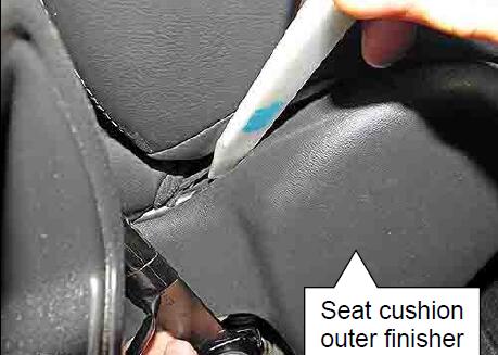 How-to-Install-Seatbelt-Buckle-Bracket-for-Nissan-Sentra-2013-5