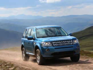Land-Rover-Freelander-2-2013-Water-in-Fuel-Detection-Reset-by-Launch-X431-1