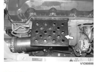 How-to-Replace-Exhaust-Pipe-Flexible-Tube-for-Volvo-EC480-Excavator-2