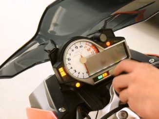 BMW-S1000R-Motorbike-All-Key-Lost-Programming-by-AVDI-1