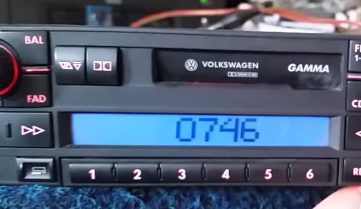 How-to-Unlock-Volkswagen-GAMMA-BLAUPUNKT-Radio-13