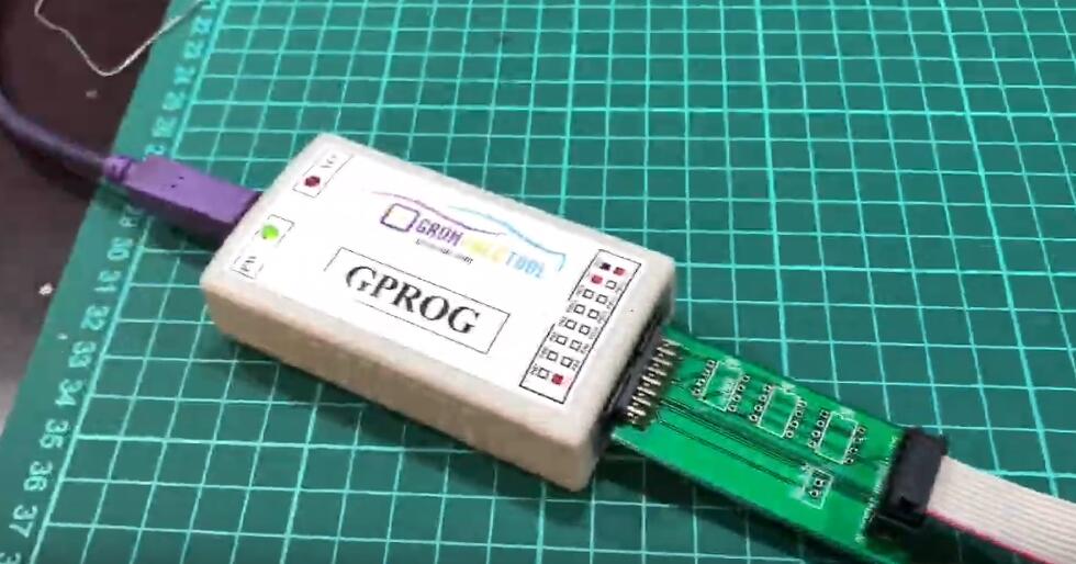 Reset-Airbag-Module-for-Hyundai-by-GPROG-Lite-Programmer-5