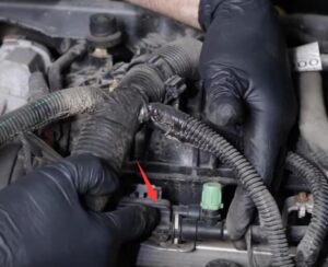 How to Diagnose EVAP System When Check Engine Code Says P0455 or P0442