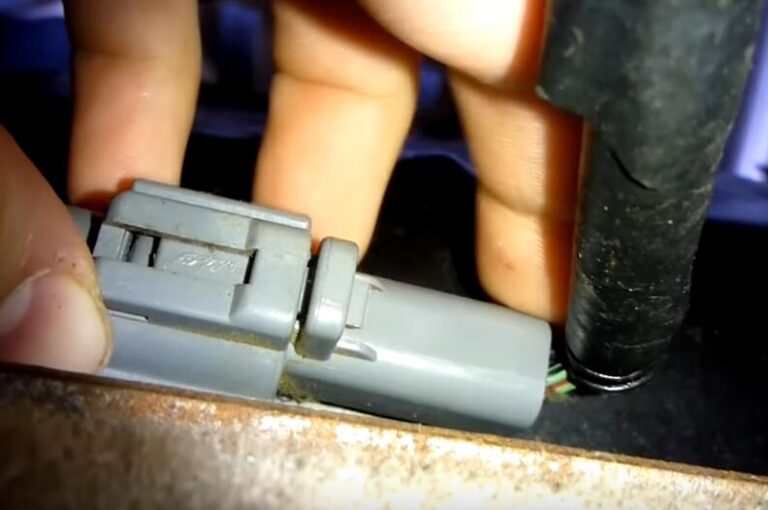 How to Diagnose and Fix a Flashing Airbag Light Auto Repair