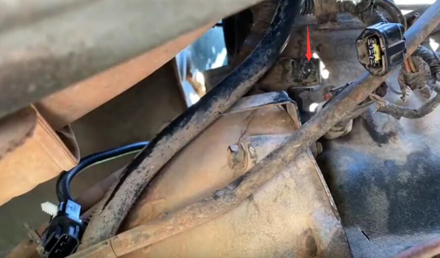 How to Install Crank Position Sensor on 2000 Jeep Wrangler TJAuto Repair  Technician Home