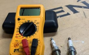 How to Quick Test a Spark Plug for Vehicle - Auto Repair Technician Home