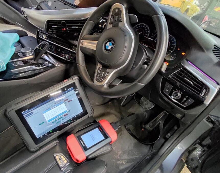 BMW-530e-G30-ZBECON-Controller-Coding-by-Launch-X431-PAD-VII-2