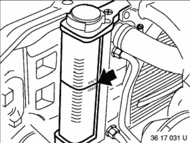 BMW-E39-Cooling-System-Bleeding-and-Water-Leaks-Checking-1