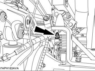 Hydraulic-Power-System-Charge-Pressure-Test-for-New-Holland-T6030-Tractor-1