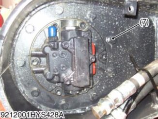 How-to-Remove-Travel-Motor-for-Kubota-U48-4-U55-4-Excavator-5