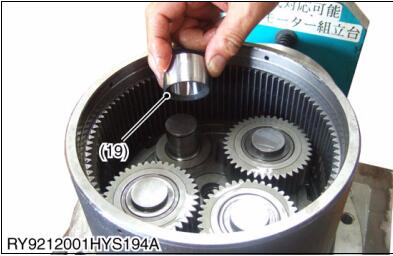 How-to-Assemble-Gear-Case-for-Kubota-U48-4-U55-4-Excavator-25