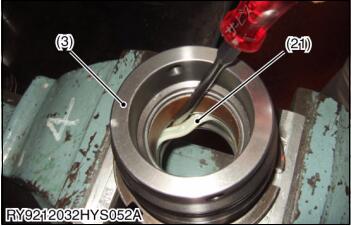 How-to-Disassembly-Cylinder-for-Kubota-U48-4-U55-4-Excavator-13