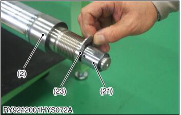 How-to-Disassembly-Cylinder-for-Kubota-U48-4-U55-4-Excavator-17
