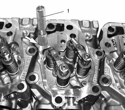 MTU 12-16V 4000 Engine Cylinder Head Removal & Installation Guide (3)