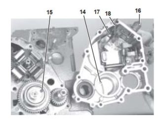 Volvo D1 D2 Marine Diesel Engine Timing Gear & Injection Pump Installation (3)
