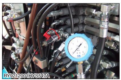Kubota U48-4 U55-4 Excavator Main Pump Flow 3 Pumps Measuring Guide (8)