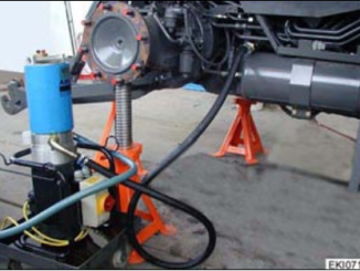 How to Replace High Pressure Limit Valve for Fendt 900 Vario COM III (3)